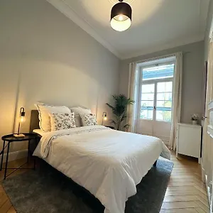 In Luxurious Privatunterkunft